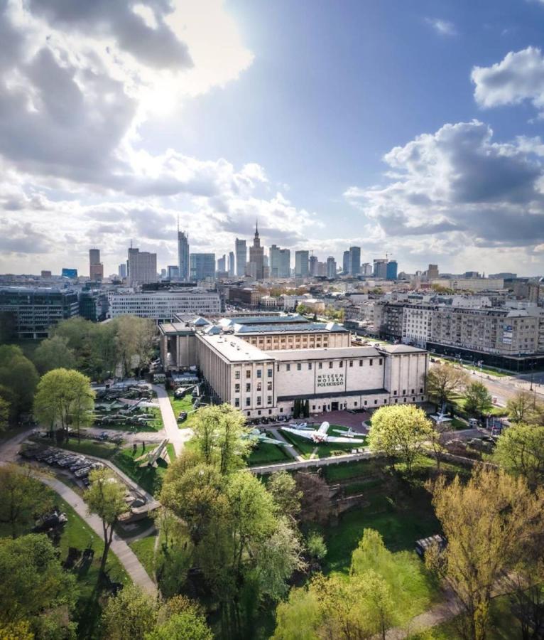 Diamond Metro Wifi 300 Mbs 70'tv Netflix Hbo Appletv+ Apartament Warszawa